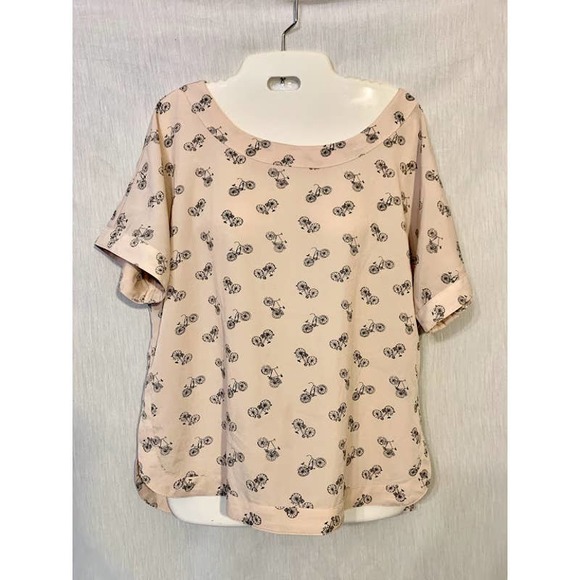 Paraphrase top size medium bicycle print short sleeve pale pink - Picture 2 of 9